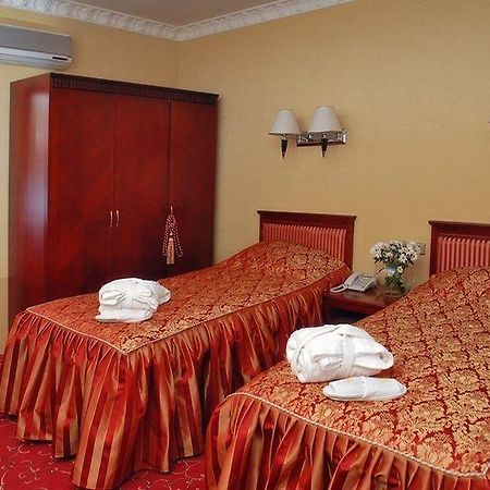 Royal Medical Cezar Hotel ตรุสคาเวตส์ ภายนอก รูปภาพ