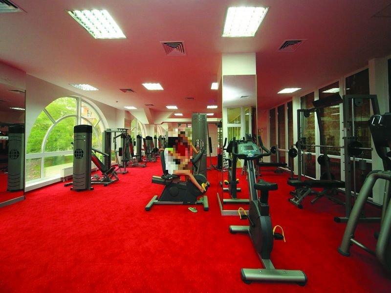 Royal Medical Cezar Hotel ตรุสคาเวตส์ ภายนอก รูปภาพ