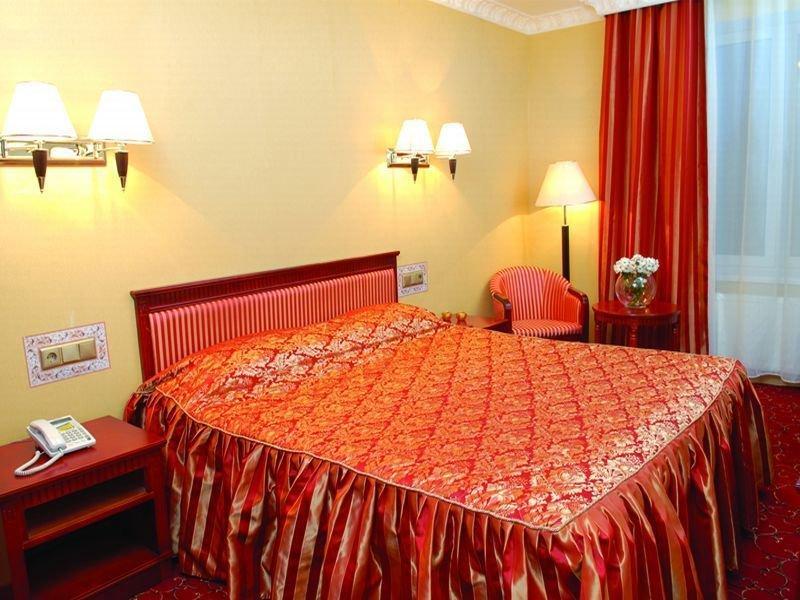 Royal Medical Cezar Hotel ตรุสคาเวตส์ ภายนอก รูปภาพ